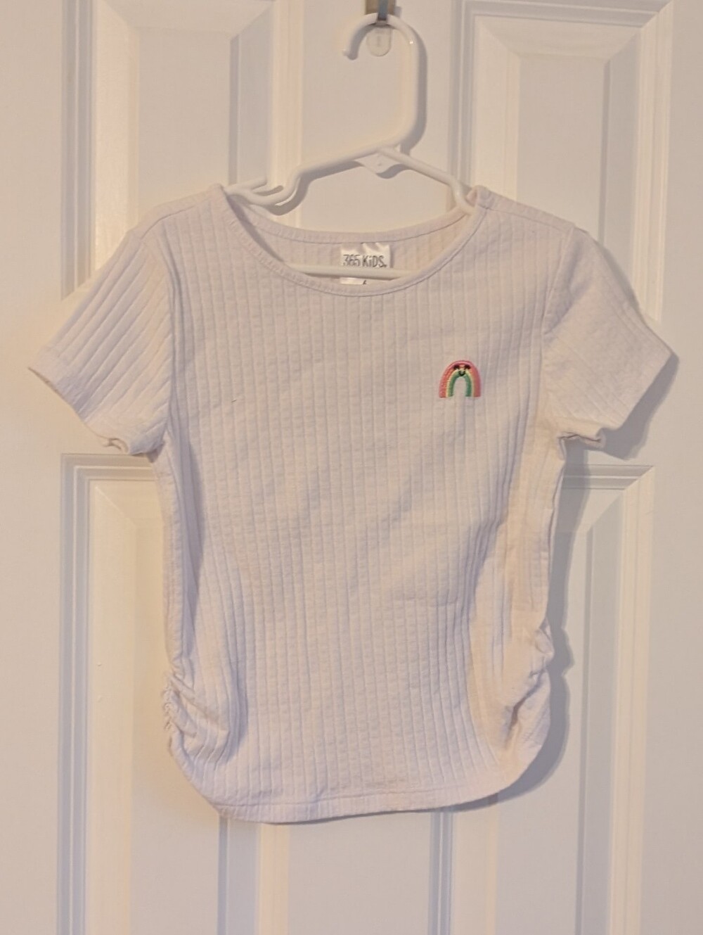 365 Kids Embroidered Rainbow Ribbed T Shirt Size 6